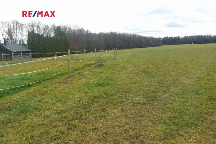 Prodej pozemku pro bydlení, Svojšice, 946 m2