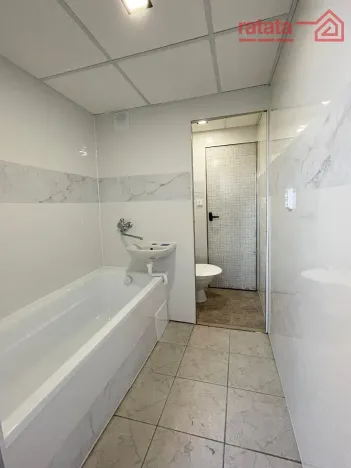 Pronájem bytu 1+1, Chomutov, Jirkovská, 48 m2