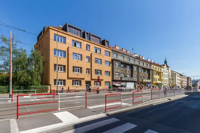Pronájem bytu 2+1, Praha - Břevnov, Bělohorská, 57 m2