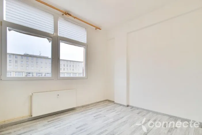 Pronájem bytu 2+kk, Zruč nad Sázavou, náměstí Míru, 36 m2