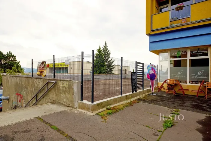 Prodej obchodního prostoru, Ústí nad Labem, Pod Parkem, 85 m2