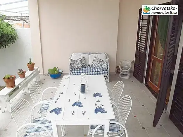 Prodej bytu 3+kk, Miškovići, Chorvatsko, 70 m2