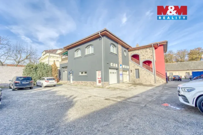 Prodej obchodního prostoru, Praha - Uhříněves, Přátelství, 490 m2