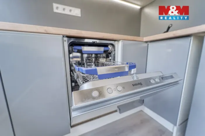 Prodej bytu 3+1, Mariánské Lázně - Úšovice, Hroznatova, 64 m2