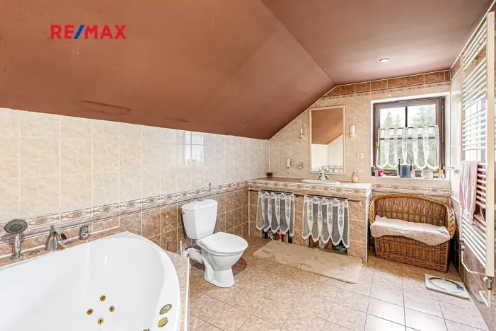 Prodej komerční nemovitosti, Horní Libchava, 555 m2