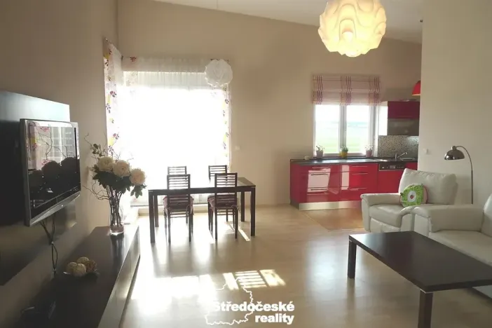 Pronájem bytu 4+kk, Praha - Suchdol, Holubí, 234 m2