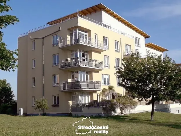 Pronájem bytu 4+kk, Praha - Suchdol, Holubí, 234 m2