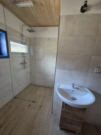 Pronájem rodinného domu, Tuchlovice, Karlovarská, 79 m2