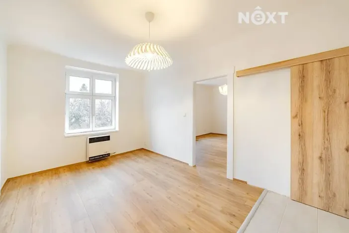 Pronájem bytu 2+kk, Praha - Nusle, Na Jezerce, 51 m2