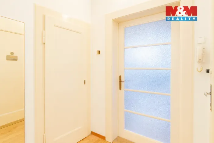 Pronájem bytu 1+kk, Praha - Nusle, V Horkách, 25 m2