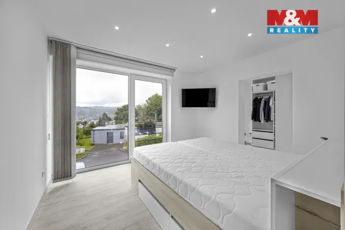 Prodej bytu 4+1, Náchod, Krátká, 97 m2