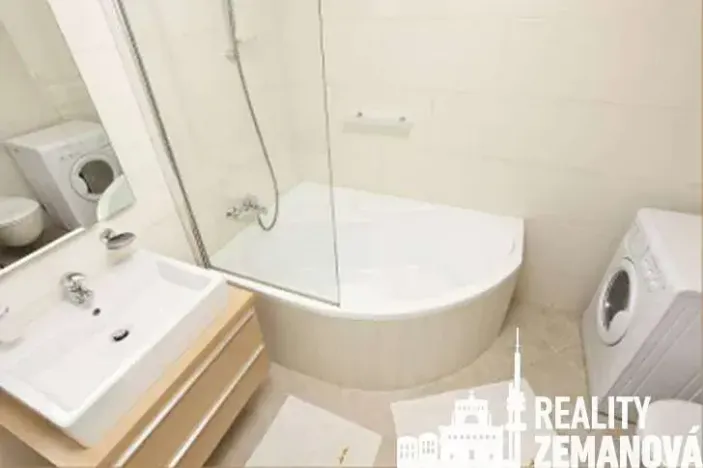 Pronájem bytu 2+kk, Praha - Vinohrady, Italská, 72 m2