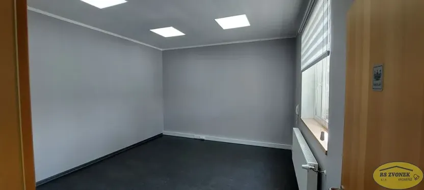 Pronájem kanceláře, Kroměříž, Švabinského nábřeží, 17 m2