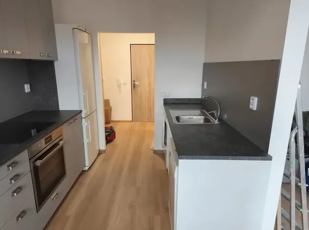 Pronájem bytu 1+kk, Praha, 35 m2