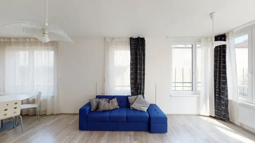 Pronájem bytu 2+kk, Praha - Holešovice, Na Maninách, 65 m2