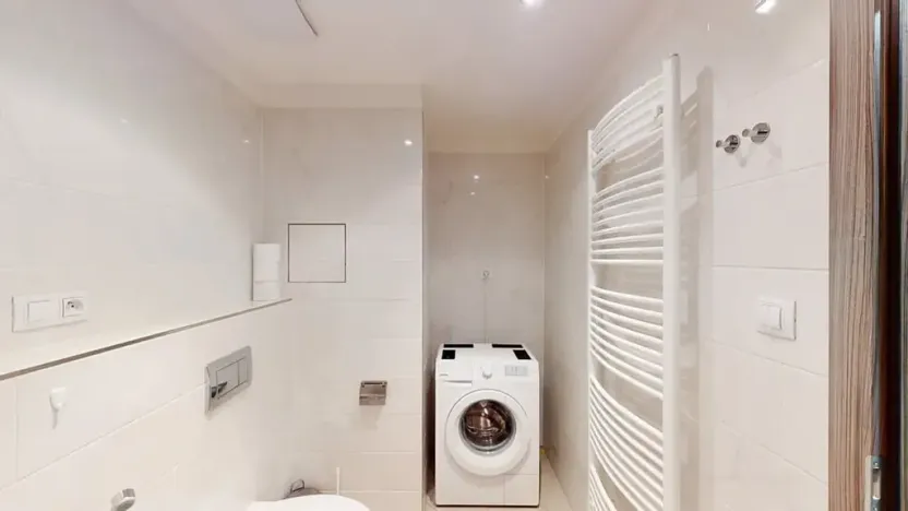 Pronájem bytu 2+kk, Praha - Holešovice, Na Maninách, 65 m2