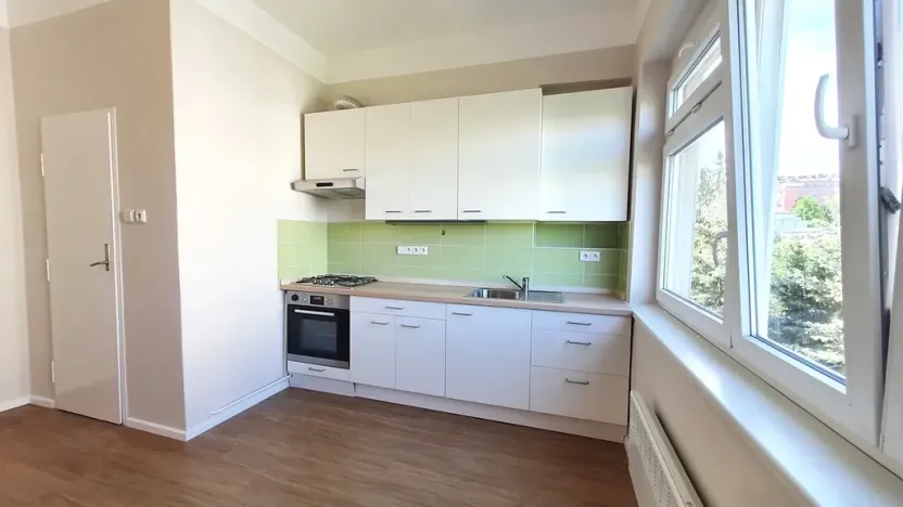 Pronájem bytu 1+1, Praha - Břevnov, Patočkova, 40 m2