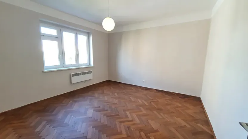 Pronájem bytu 1+1, Praha - Břevnov, Patočkova, 40 m2