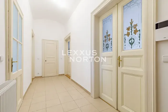 Pronájem bytu 3+1, Praha - Vinohrady, Chodská, 102 m2