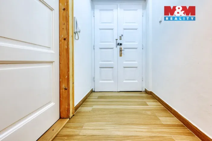 Pronájem bytu 1+1, Klatovy - Klatovy II, Masarykova, 43 m2