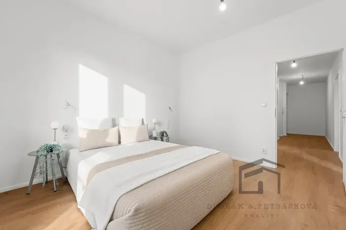 Pronájem bytu 3+kk, Praha - Libeň, Sokolovská, 64 m2