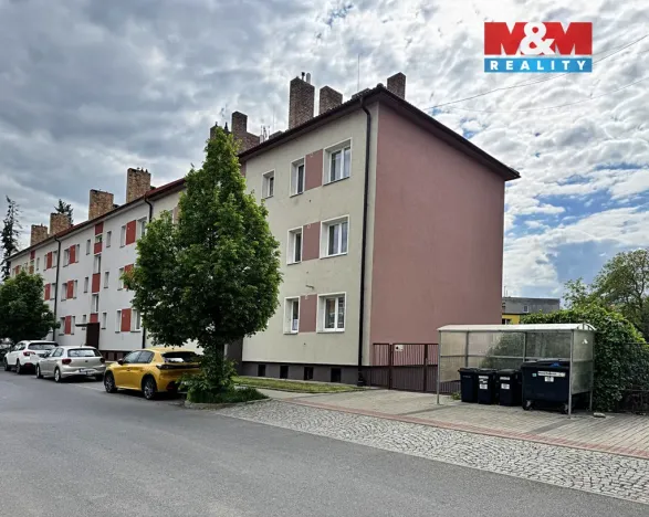 Prodej bytu 3+1, Žatec, Bratří Čapků, 65 m2