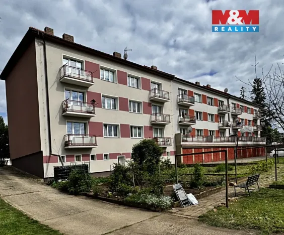 Prodej bytu 3+1, Žatec, Bratří Čapků, 65 m2