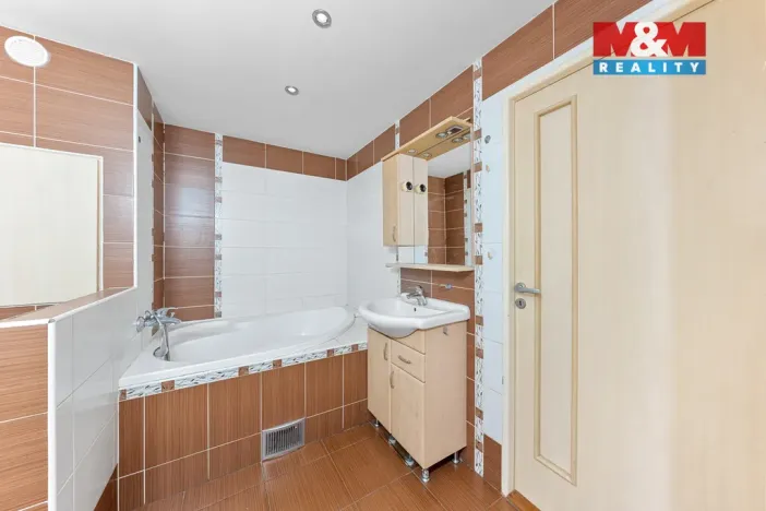 Prodej bytu 3+1, Most, Josefa Ševčíka, 68 m2