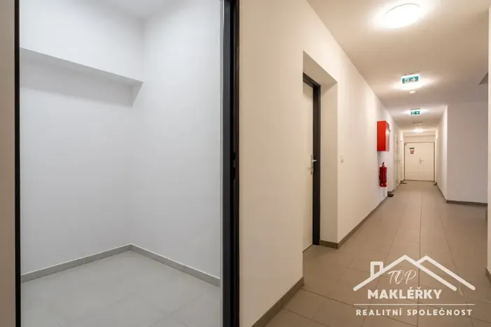 Pronájem bytu 1+kk, Uhlířské Janovice, Hrnčířská, 30 m2