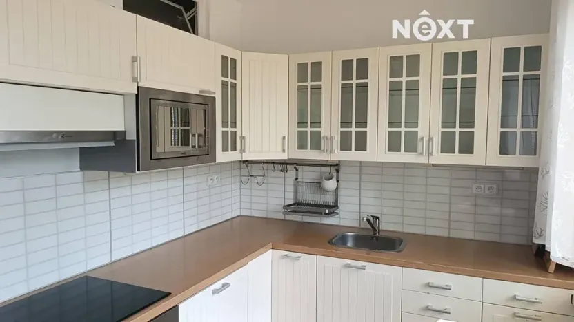 Pronájem bytu 1+1, Třeboň, Lázeňská, 44 m2