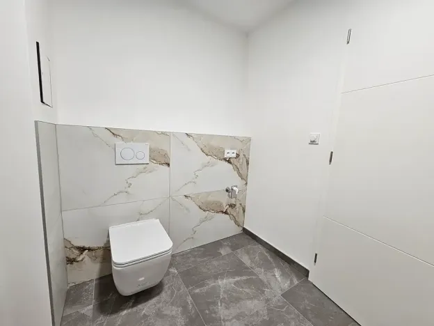 Pronájem bytu 1+kk, Jablonec nad Nisou, Krkonošská, 62 m2