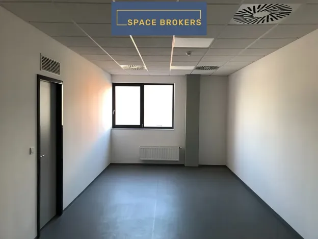 Pronájem skladu, Lázně Toušeň, 4500 m2