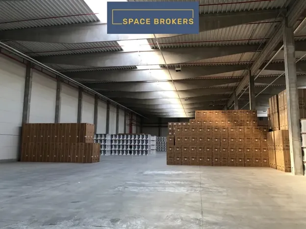 Pronájem skladu, Lázně Toušeň, 4500 m2