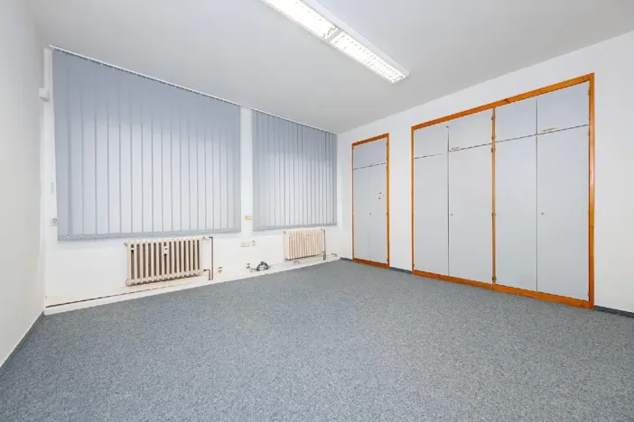 Pronájem kanceláře, Pardubice, Fáblovka, 216 m2