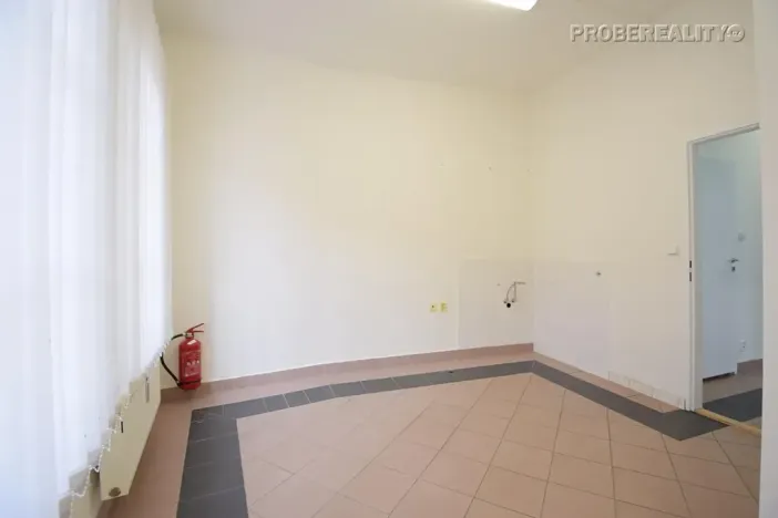 Pronájem kanceláře, Beroun, V Pražské bráně, 71 m2