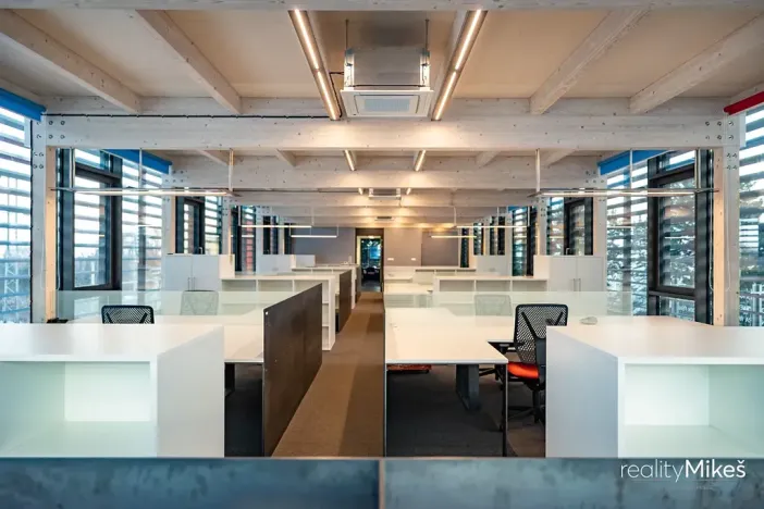 Prodej výrobních prostor, Liberec, Malodoubská, 3613 m2