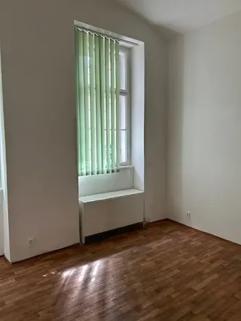 Pronájem kanceláře, Praha - Holešovice, Kamenická, 49 m2