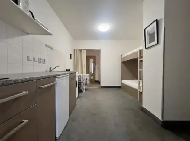 Pronájem bytu 2+kk, Praha, U Santošky, 50 m2