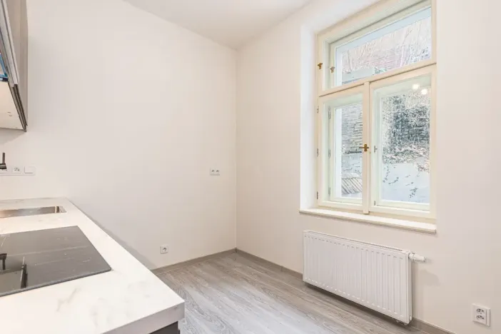 Pronájem bytu 1+1, Praha - Vršovice, Košická, 30 m2