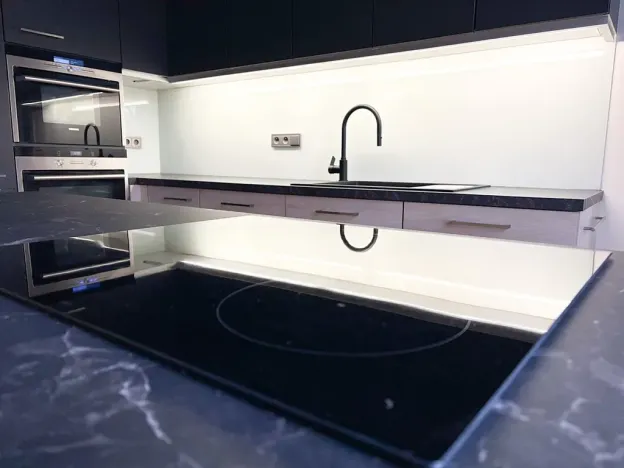 Pronájem bytu 5+1, Praha - Bubeneč, Štursova, 149 m2