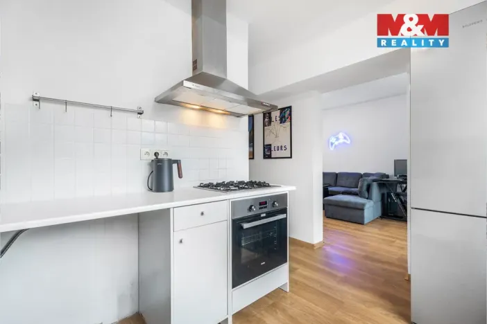 Prodej bytu 3+1, Ústí nad Labem - Střekov, Tolstého, 79 m2