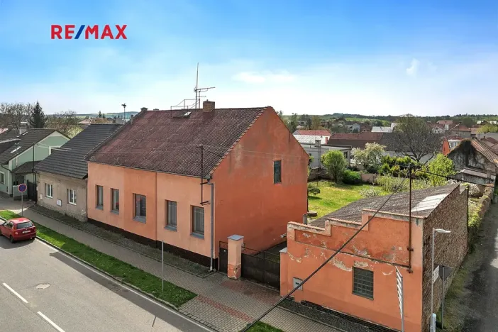 Prodej rodinného domu, Plaňany, Pražská, 152 m2