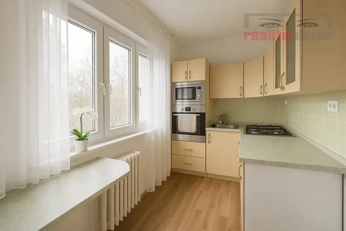 Prodej bytu 2+1, Otrokovice, Hlavní, 58 m2