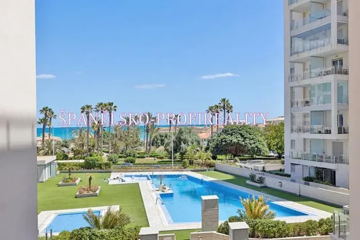 Prodej bytu 3+kk, Torrevieja, Španělsko, 66 m2