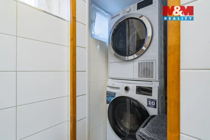 Prodej bytu 3+1, Vyšší Brod, Poschoďová, 92 m2