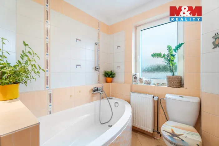 Prodej činžovního domu, Ústí nad Labem - Krásné Březno, Janáčkova, 250 m2