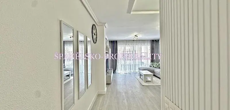 Prodej bytu 3+kk, Torrevieja, Španělsko, 75 m2