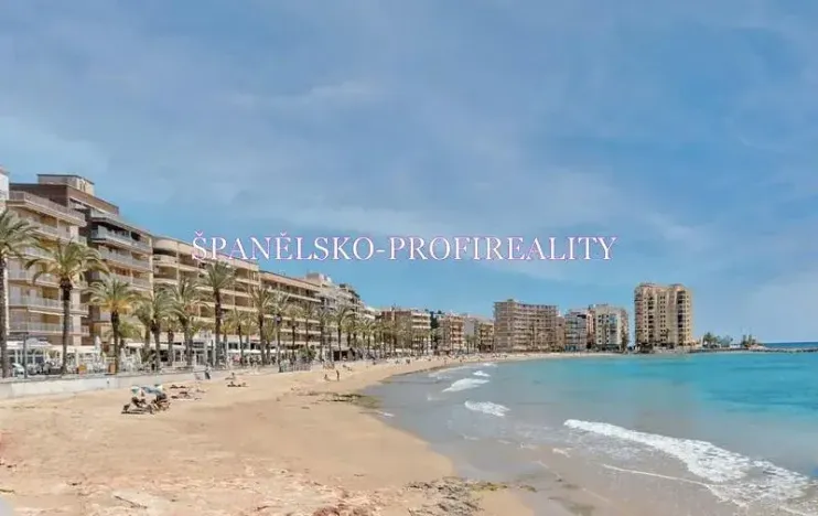 Prodej bytu 3+kk, Torrevieja, Španělsko, 75 m2