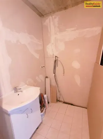 Prodej bytu 3+1, Praha - Střížkov, Šluknovská, 68 m2