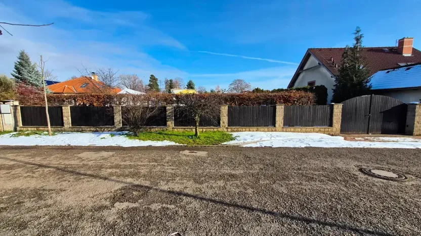 Prodej pozemku pro bydlení, Květnice, Mařinková, 703 m2